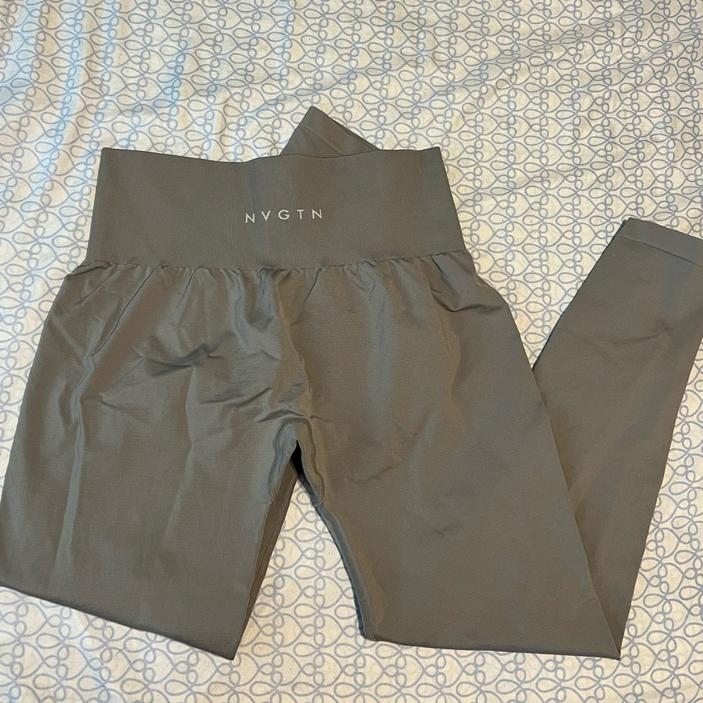NVGTN Kids High-Rise Gray Performance Leggings